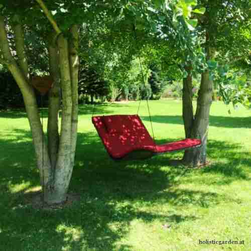 http://holisticgarden.at/data/image/thumpnail/image.php?image=167/holisticgarten_at_schwebeliege_article_3276_1.jpg&width=500